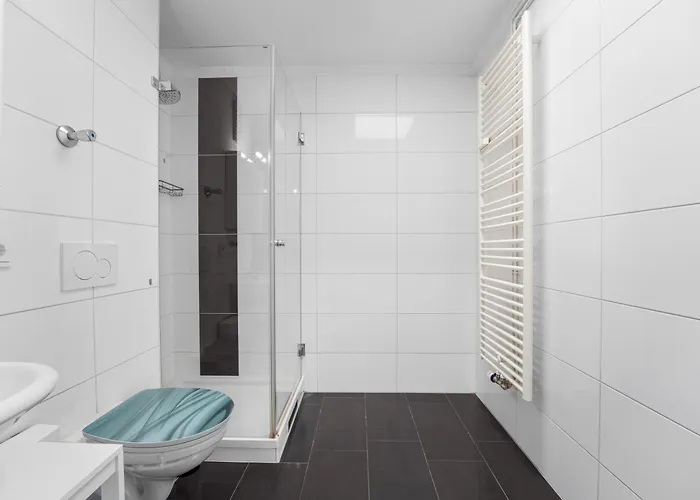 Aerial View 17th Floor *